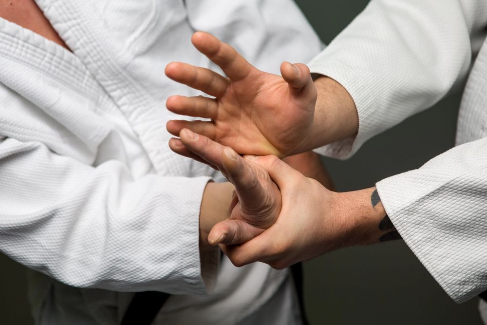 No eres frágil, eres fuerte. Cómo usar el peso y la fuerza de un atacante en su contra