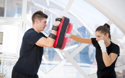 Clases de kickboxing en Barcelona: prueba una semana gratis y descubre si es para ti